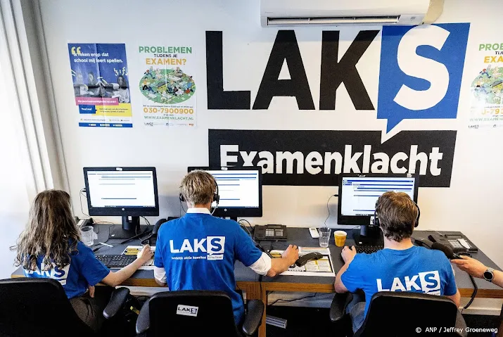 laks krijgt recordaantal van 285 700 klachten over examens
