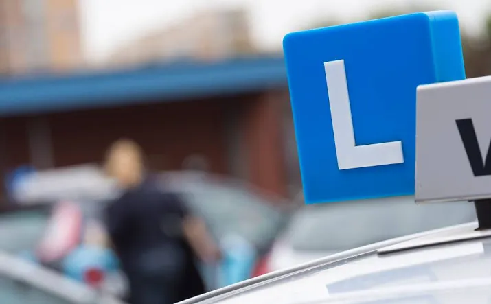 langer wachten na gevaarlijk rijexamen