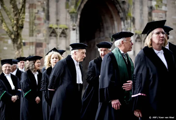 langzaamste groei aantal vrouwelijke hoogleraren in vijf jaar