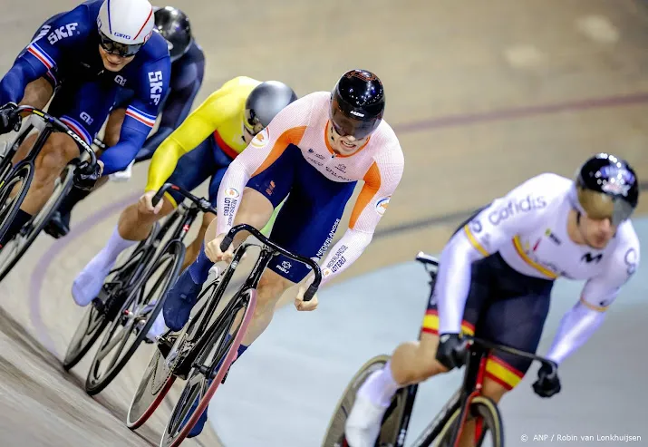 lavreysen en hoogland naar kwartfinales keirin op wk baan