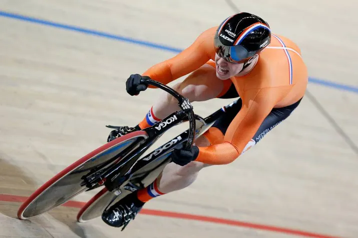 lavreysen wint eerbetoon vogel in cottbus