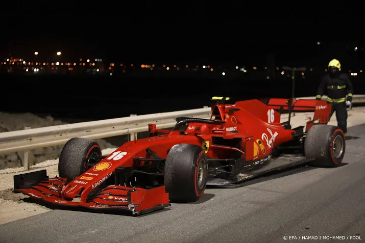 leclerc drie plekken teruggezet tijdens gp abu dhabi