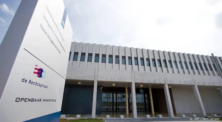 liquidatieverdachten blijven in de cel
