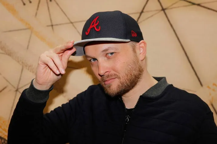 lubach stopt met populaire facebookprofielen
