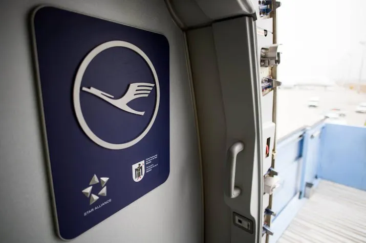 lufthansa doet bod op alitalia