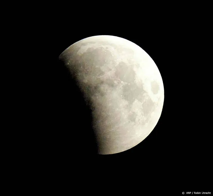 maansverduistering op veel plekken te zien
