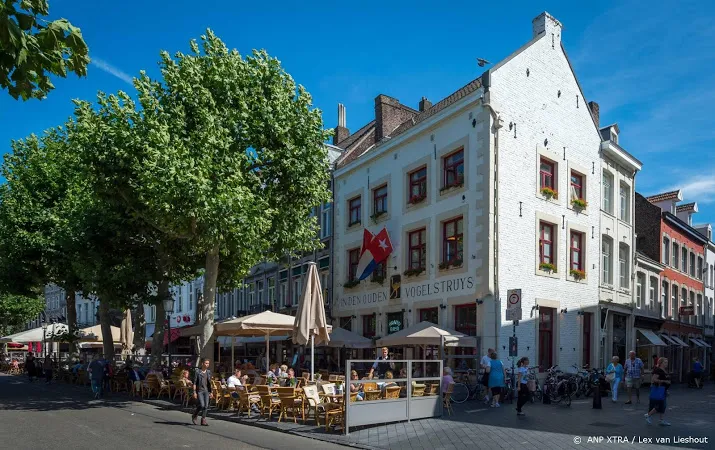 maastricht decor internationale reuzenstoet