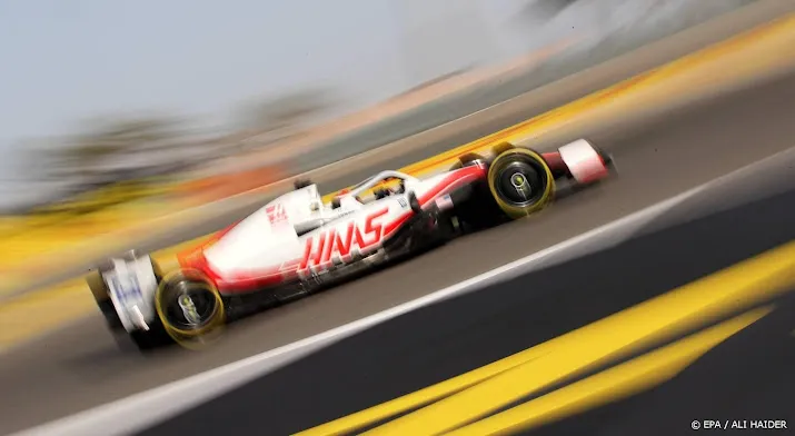magnussen stunt in kwalificatie en brengt haas in extase