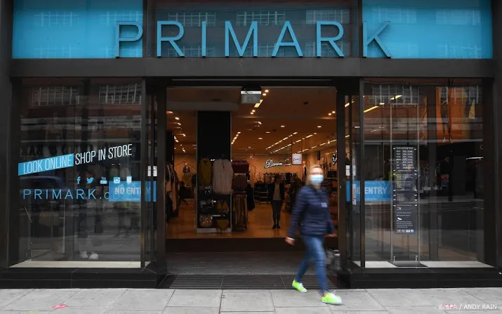 makers kleding hm primark en nike wachten nog op loon