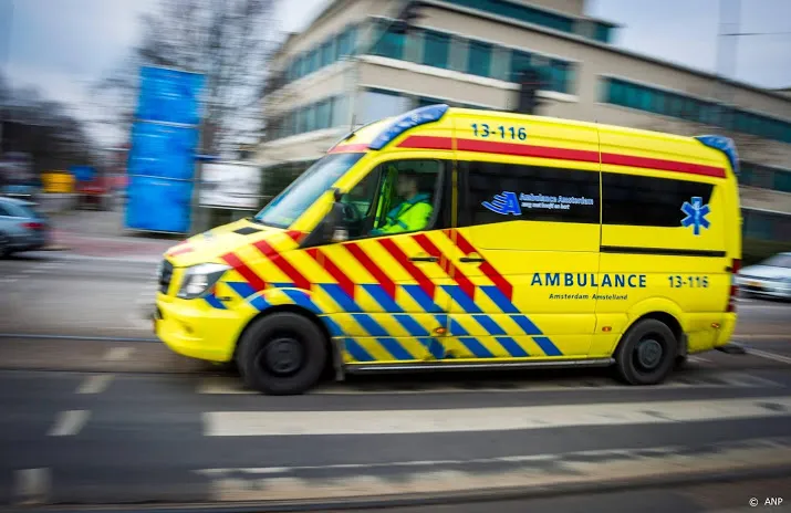 man 34 uit anna paulowna dood na botsing transformatorhuisje