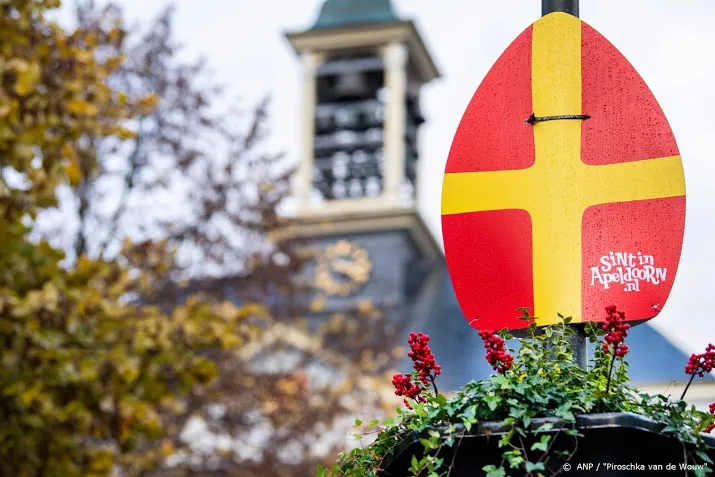 mannen vast om uitlatingen over intocht sint