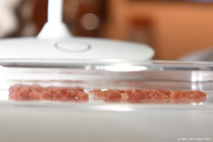 meatable laat voor het eerst in eu worst van kweekvlees proeven