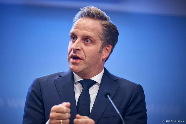 medische mondkapjes gewenst in verpleeghuizen ernstige regios