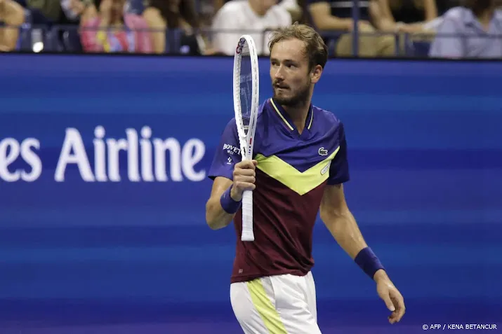 medvedev verslaat alcaraz treft djokovic in finale us open