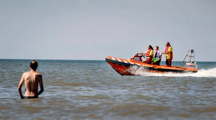 meer reddingen door matige zwemvaardigheid