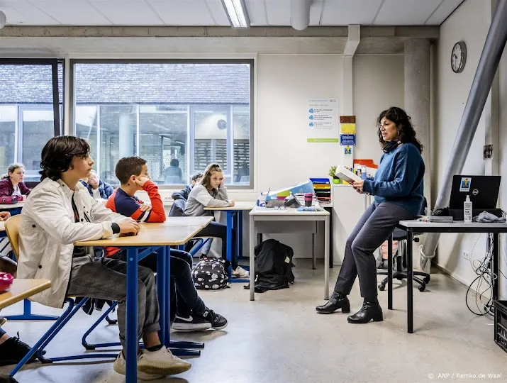 meerderheid leerkrachten voor verbod op mobiel in de klas