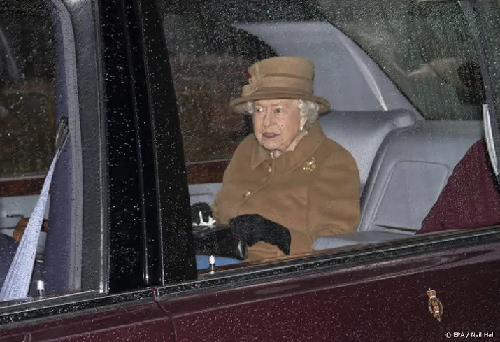 meghan beschrijft goede band met koningin elizabeth