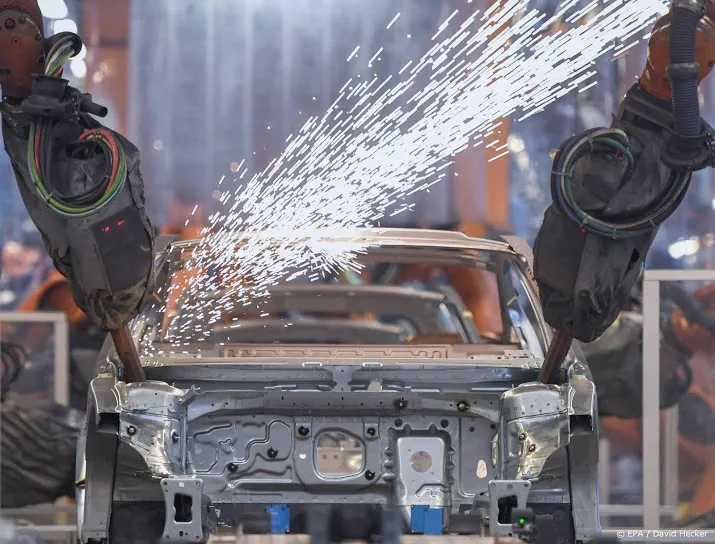 mensen niet massaal vervangen door machines