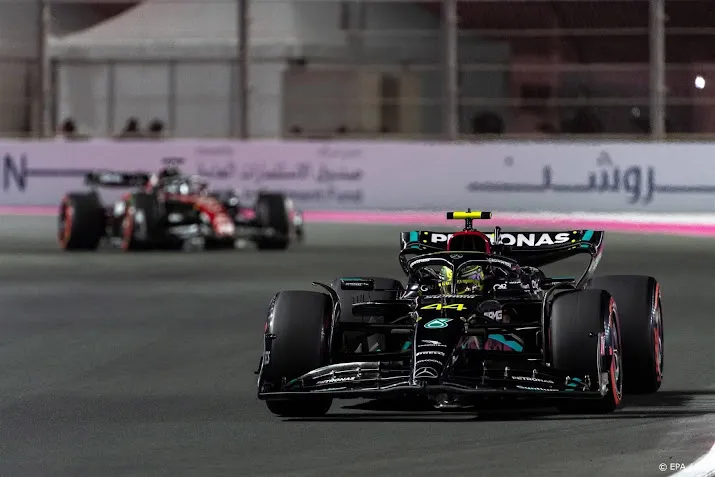 mercedes geeft al op red bull dit jaar niet meer in te halen