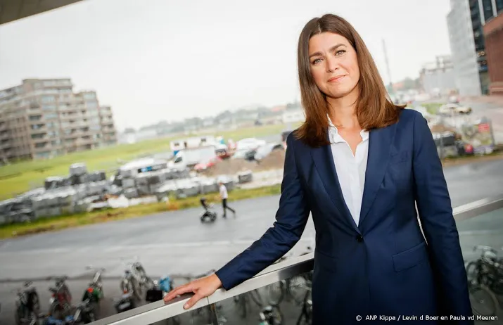merel westrik van rtl nieuws naar net 5