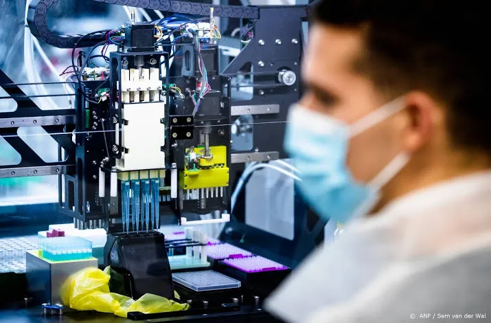 microbioloog bonten er zullen meer virusvarianten opduiken