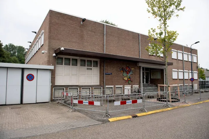 mijn zussen nemen de boel in de maling