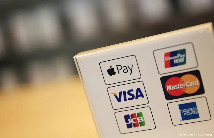 miljardair wil dat visa flink bestraft wordt voor pornhub kwestie