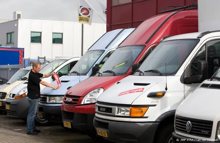 minder autos op kenteken gezet