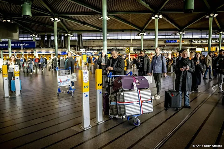 minder piloten in cockpit vliegers maandag in actie om veiligheid