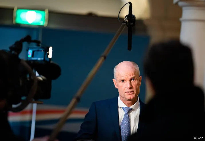 minister blok hekelt amerikaanse actie tegen who