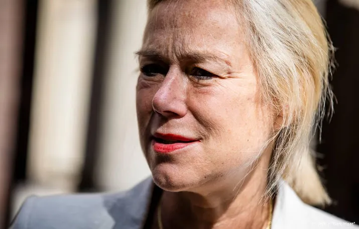 minister kaag overleg met asml over export chipmachines