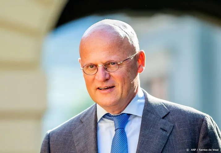minister oplossing gezocht voor van laarhoven
