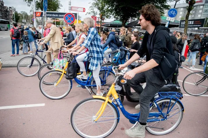 minister pleit voor meer eu geld voor fietsers