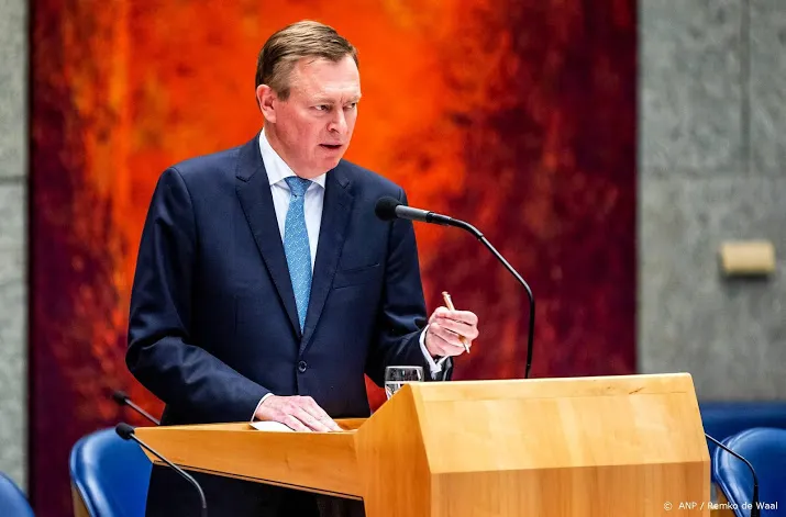minister presenteert aanpak zware pijnstillers