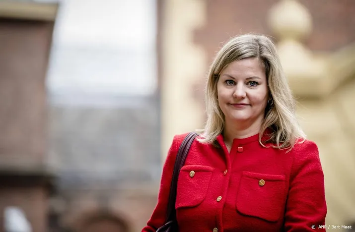 minister schreinemacher op klimaattop extra geld voor water