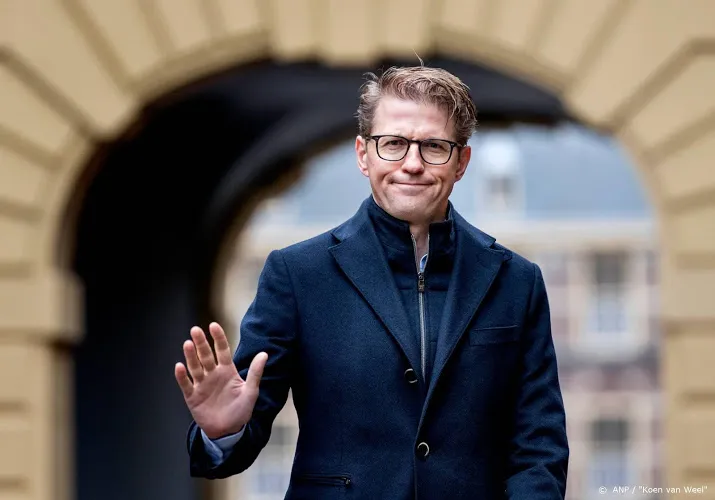 minister we beknibbelen niet op tbs