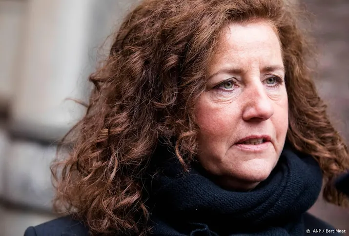minister wil onderwijsboot bij canal pride