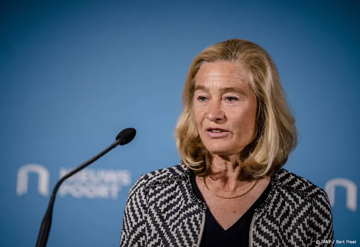 minister zelfstandige kan straks adres verbergen in kvk register