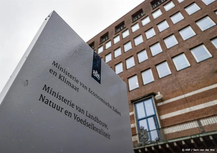 ministerie verwacht nog dit jaar verbod stroomstoten in veehandel