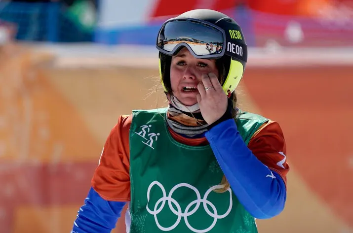 moioli pakt goud op snowboardcross