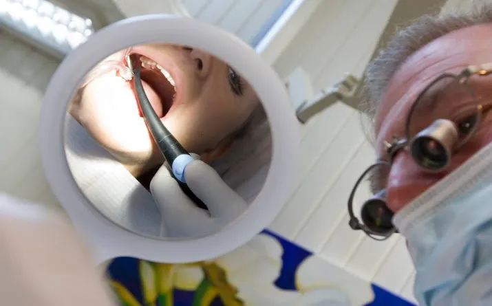 mondhygienisten mogen gaatjes boren