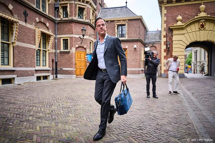 morrende vvd leden willen rutte aan zijn asielbelofte houden