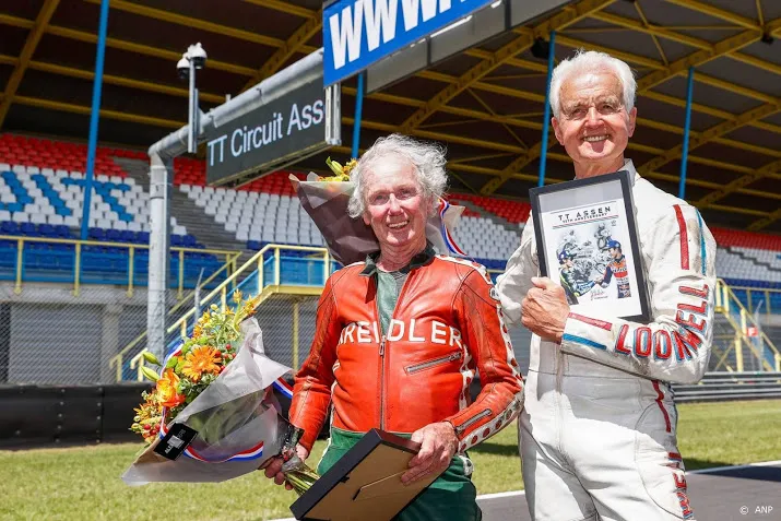 motorcoureur de vries op 77 jarige leeftijd overleden