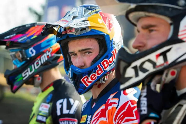 motorcrosser herlings breekt sleutelbeen