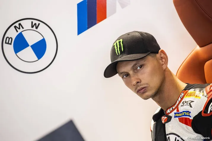 motorracer van der mark maakt in assen rentree na beenbreuk