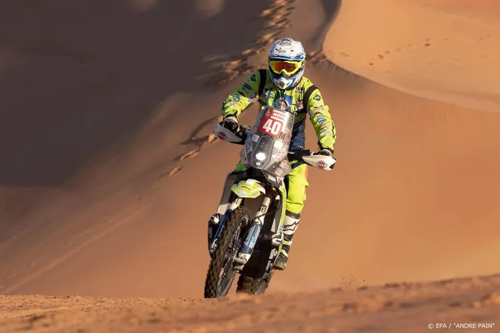 motorrijder straver nog in levensgevaar na val in dakar rally