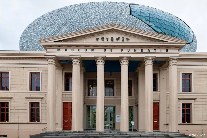 museum de fundatie in financiele problemen en vraagt om hulp