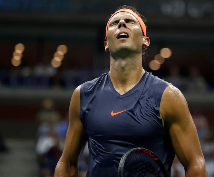nadal pas na slopende vijfsetter langs thiem