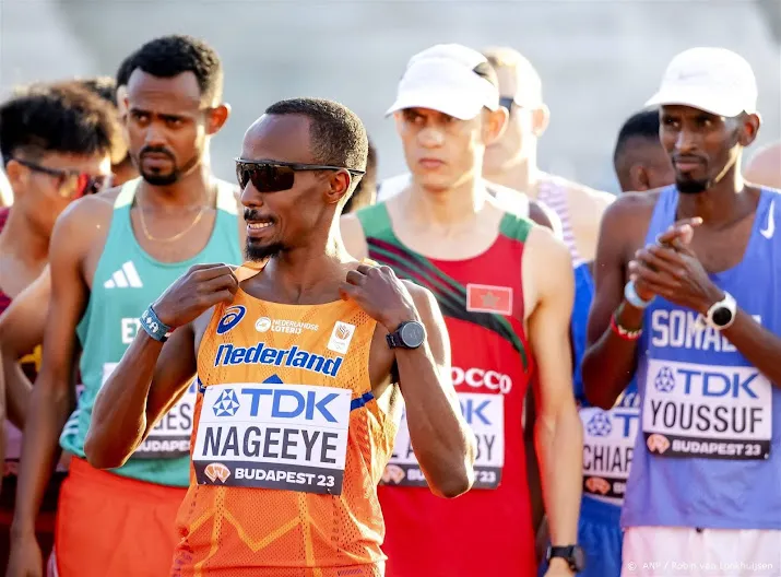 nageeye staakt na ruim 25 kilometer marathon bij wk in boedapest
