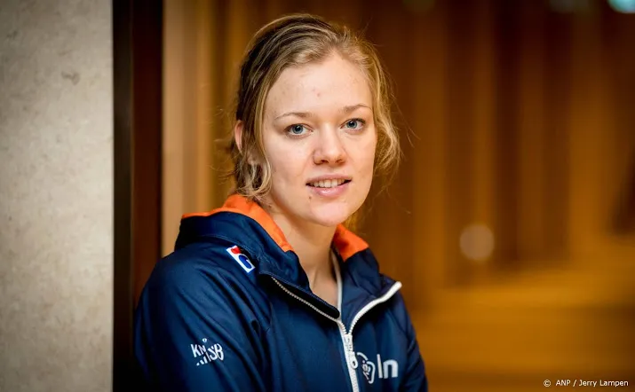 nauta stopt als langebaanschaatsster